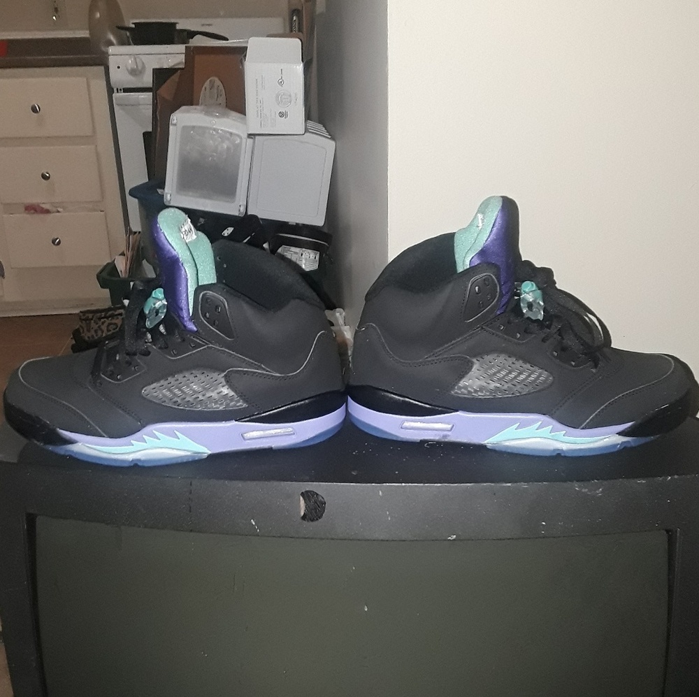 Jordan's Retro 5's